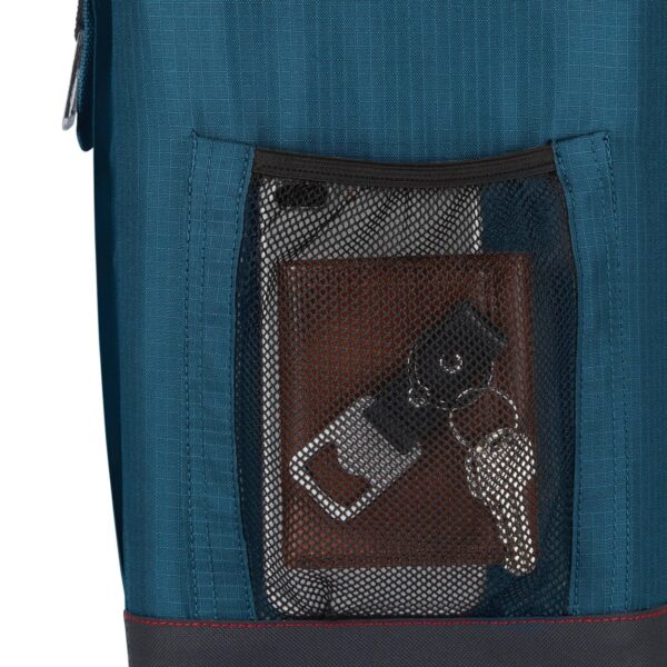 Coleman 17.5qt Soft Cooler Backpack - Space Blue