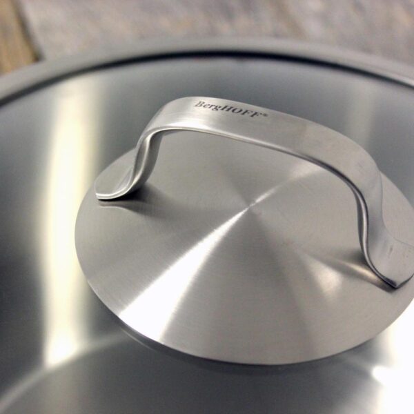 BergHOFF Essentials Manhattan 8.8 qt. Stainless Steel Stock Pot with Glass Lid