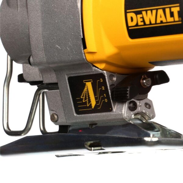 DEWALT 5.5 Amp Corded Jig Saw Kit