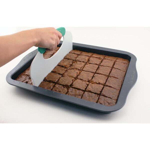 BergHOFF Perfect Slice 9-Piece Baking Pan Set with Cutting Tools