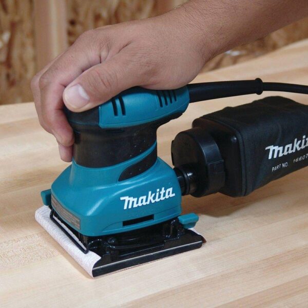 Makita 2 Amp Corded 1/4 Sheet Finishing Sander with 60G Paper, 100G Paper, 150G Paper, Dust Bag and Punch Plate